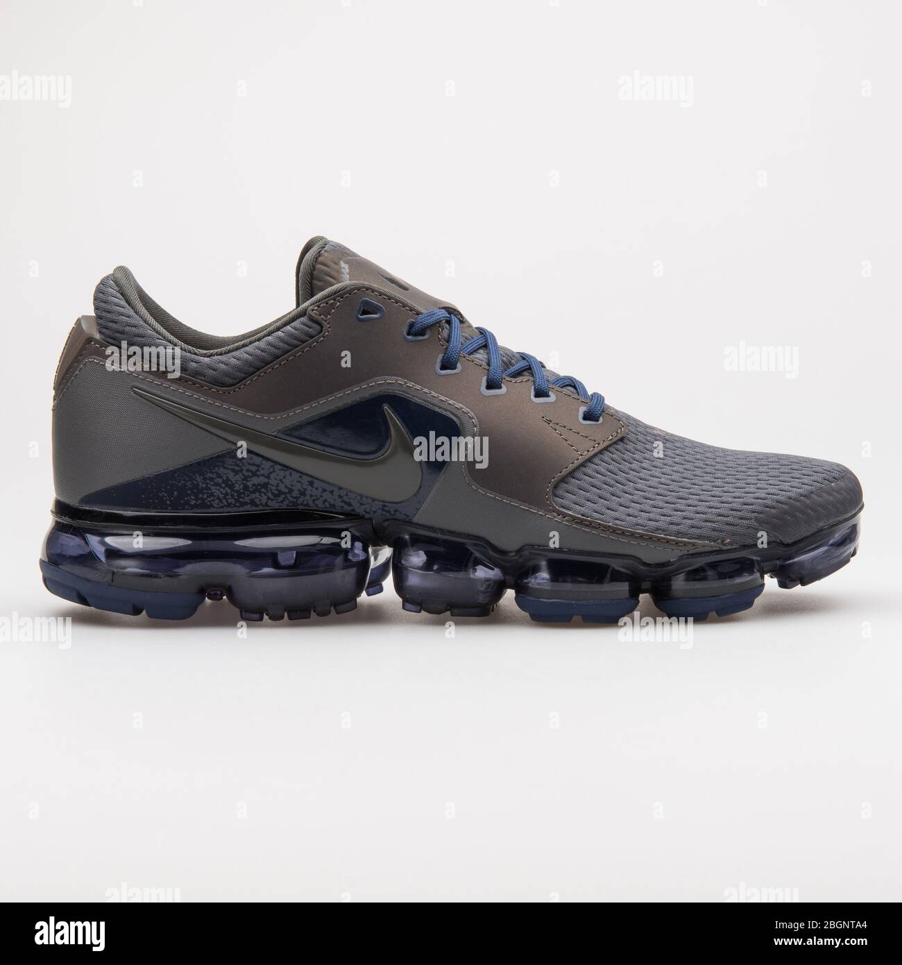 VIENNA, AUSTRIA - AUGUST 24, 2017: Nike Air Vapormax R grey and blue  sneaker on white background Stock Photo - Alamy