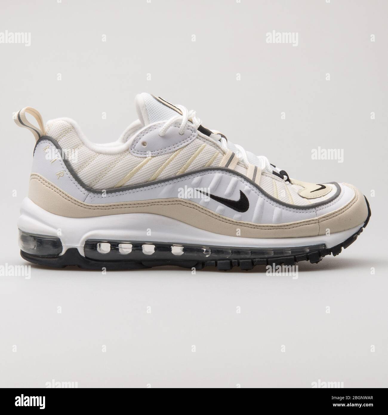 Nike air max 98 hi-res stock photography and images - Alamy