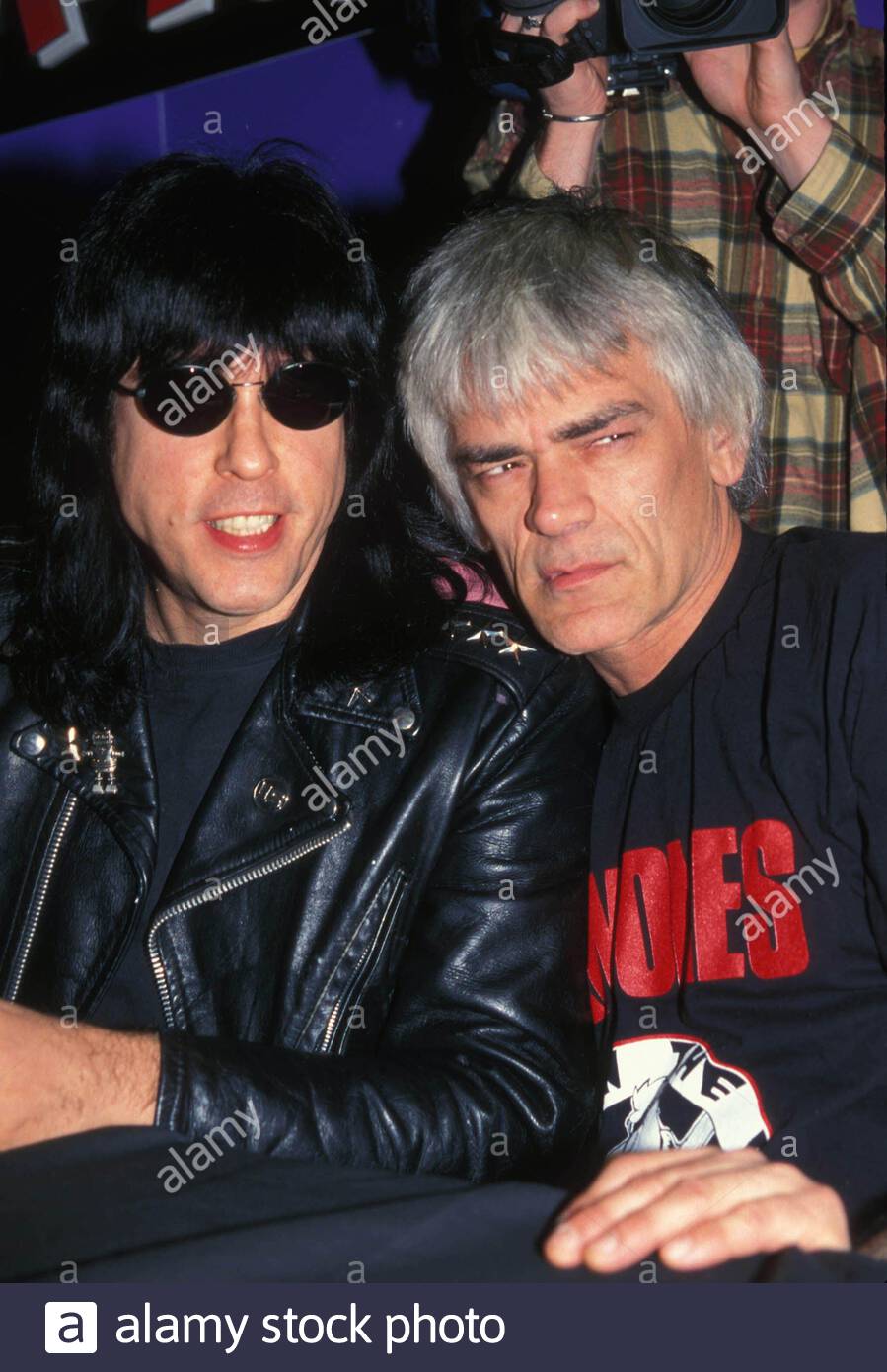 Dee Dee Ramone Stock Photos & Dee Dee Ramone Stock Images Alamy