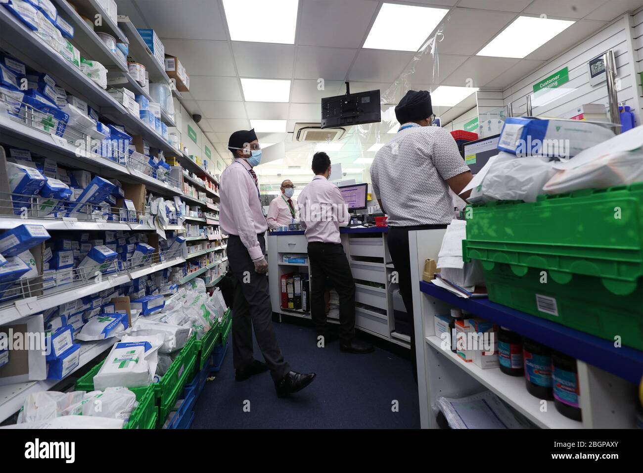 New snapshot survey pharmacists hires stock photography and images Alamy