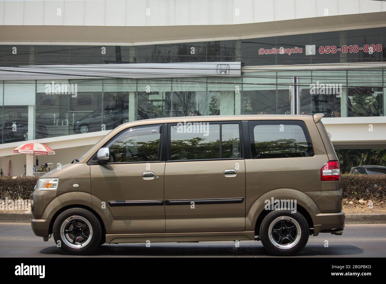 suzuki apv cargo van