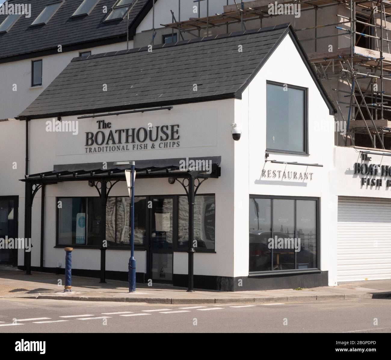 Porthcawl, South Wales UK. 22nd Apr, 2020. Local Fish & Chipshop closed due to The UK government-imposed nationwide lockdown as a preventive measure against the spread of COVID-19 coronavirus Credit: Graham Glendinning/GlennSports/Alamy Live News Stock Photo