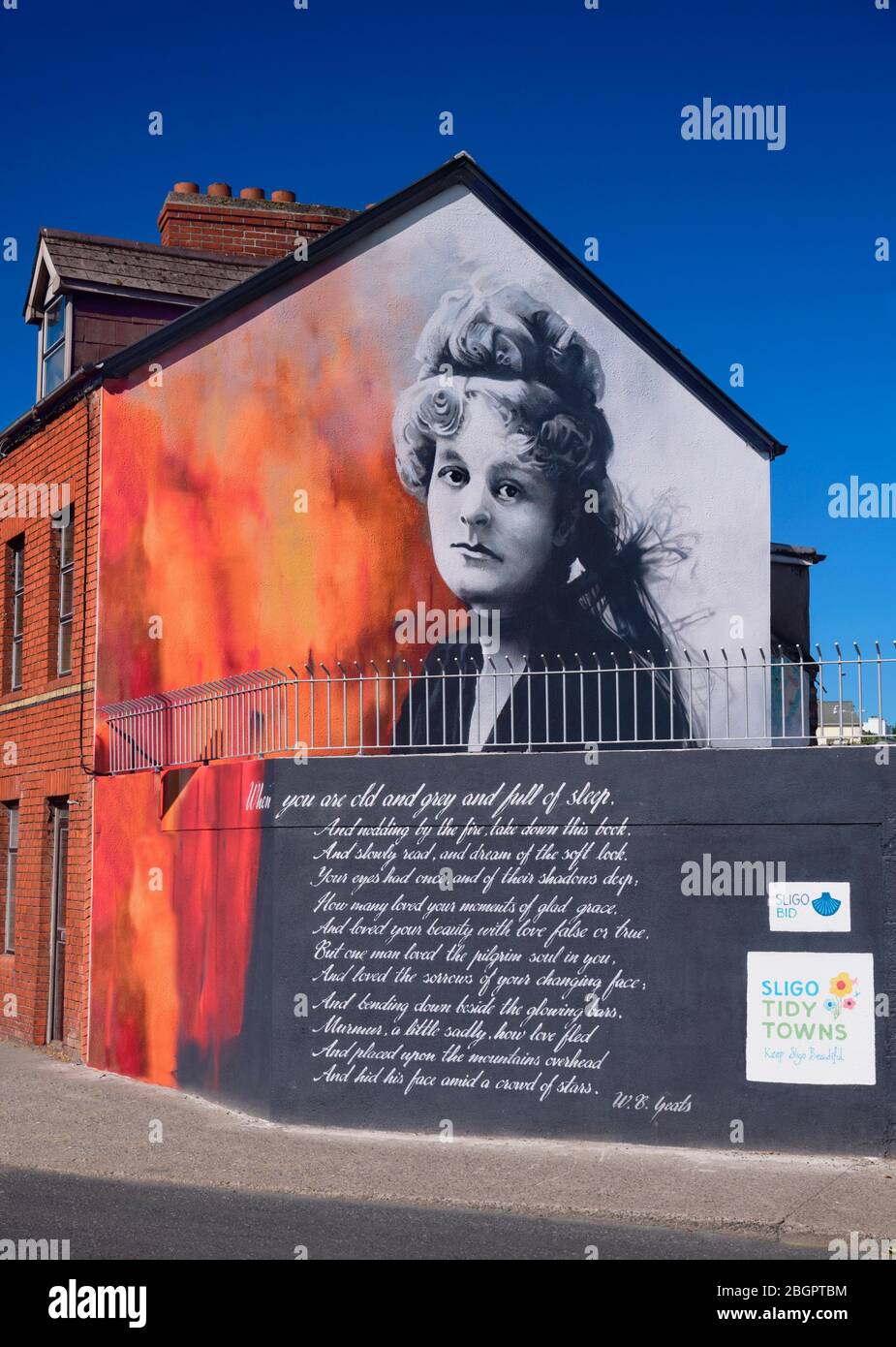 Ireland, County Sligo, Sligo town, Wall mural of Maud Gonne by the artist Nick Purdy with a poem by W B yeats titled When you are old. Stock Photo