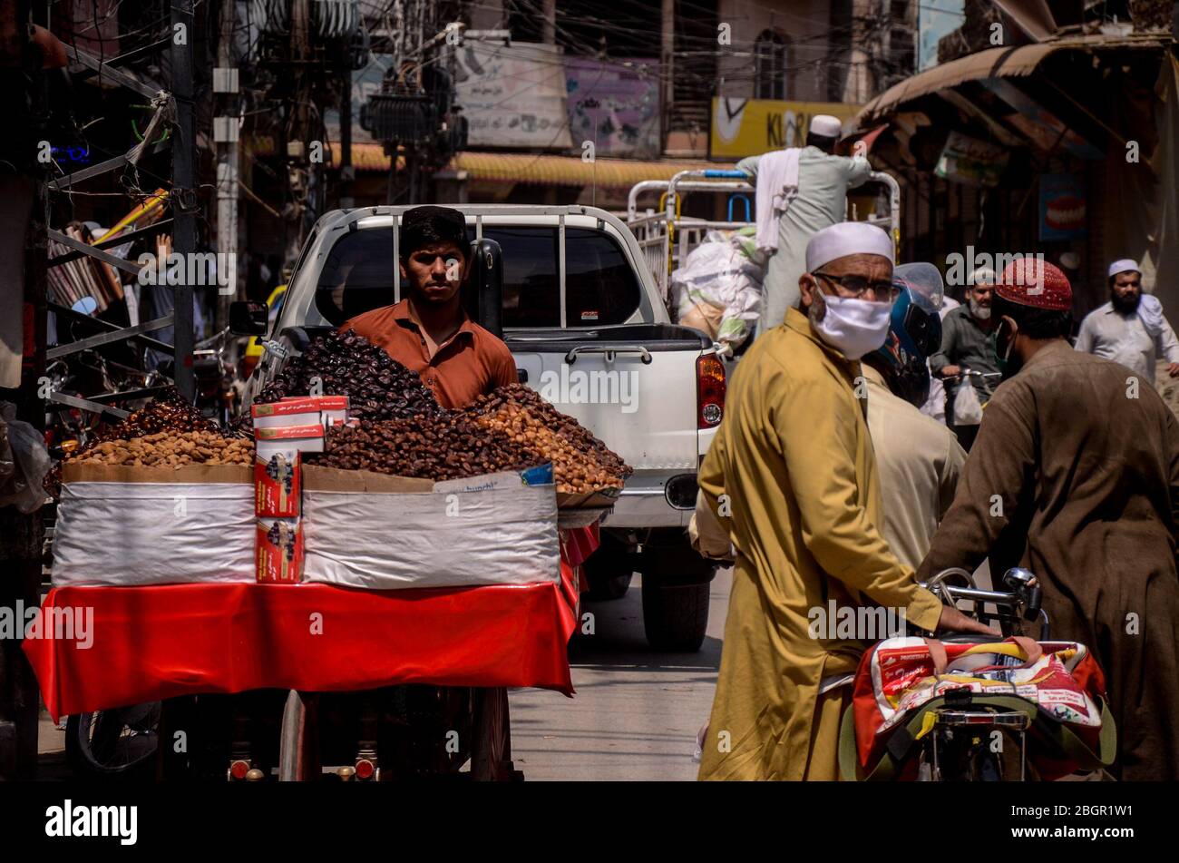 Peshawar pakistan street hi-res stock photography and - Page 3 - Alamy
