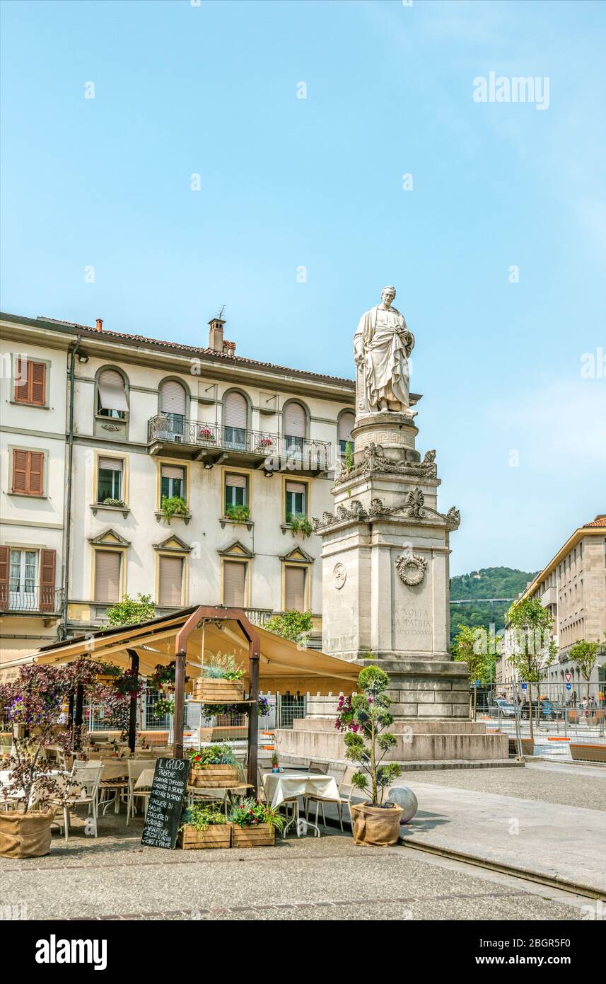 Piazza Alessandro Volta with the Volta Memorial in Como, Lombardy, Italy Stock Photo