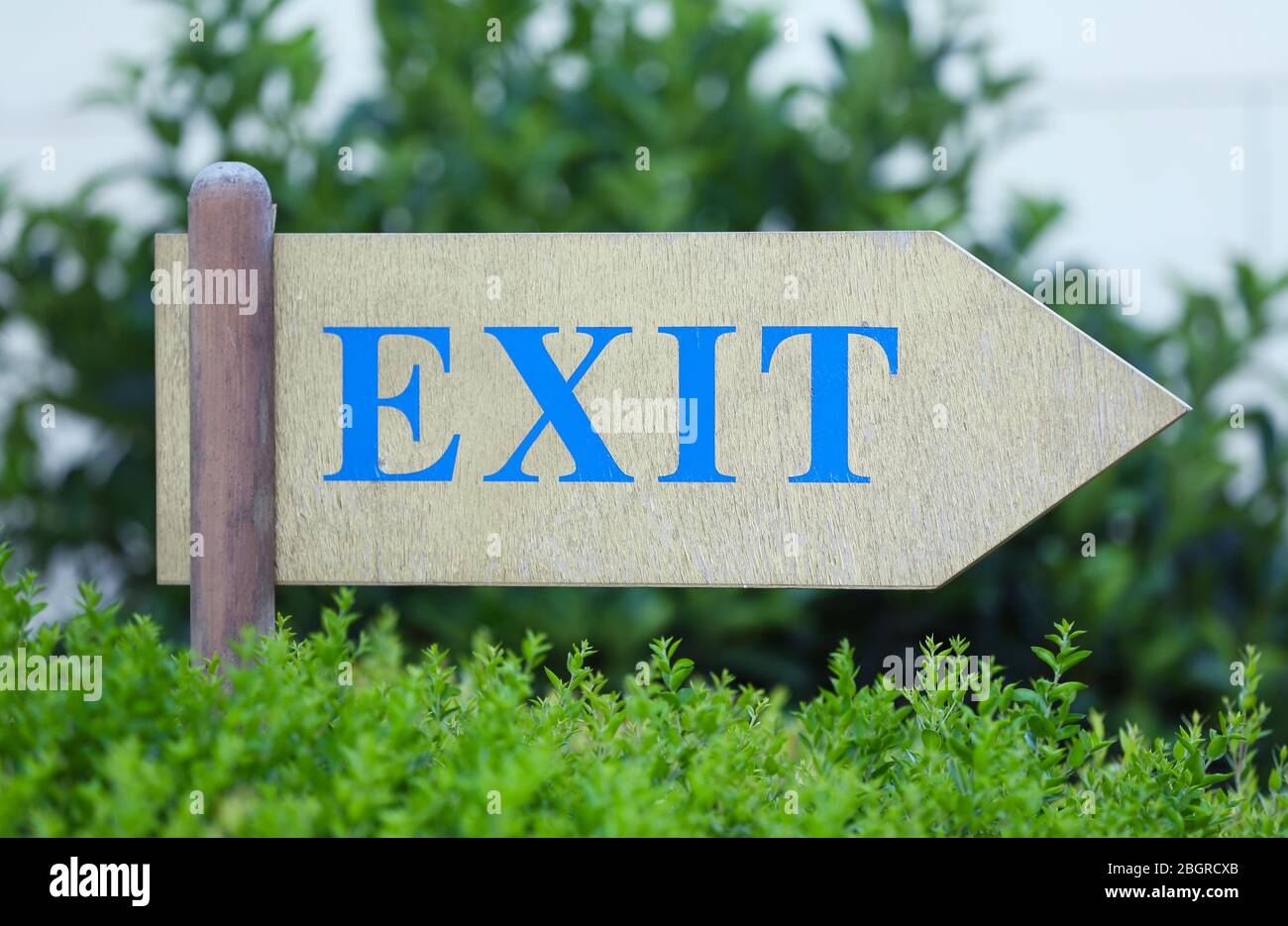 Exit sign at park Stock Photo - Alamy