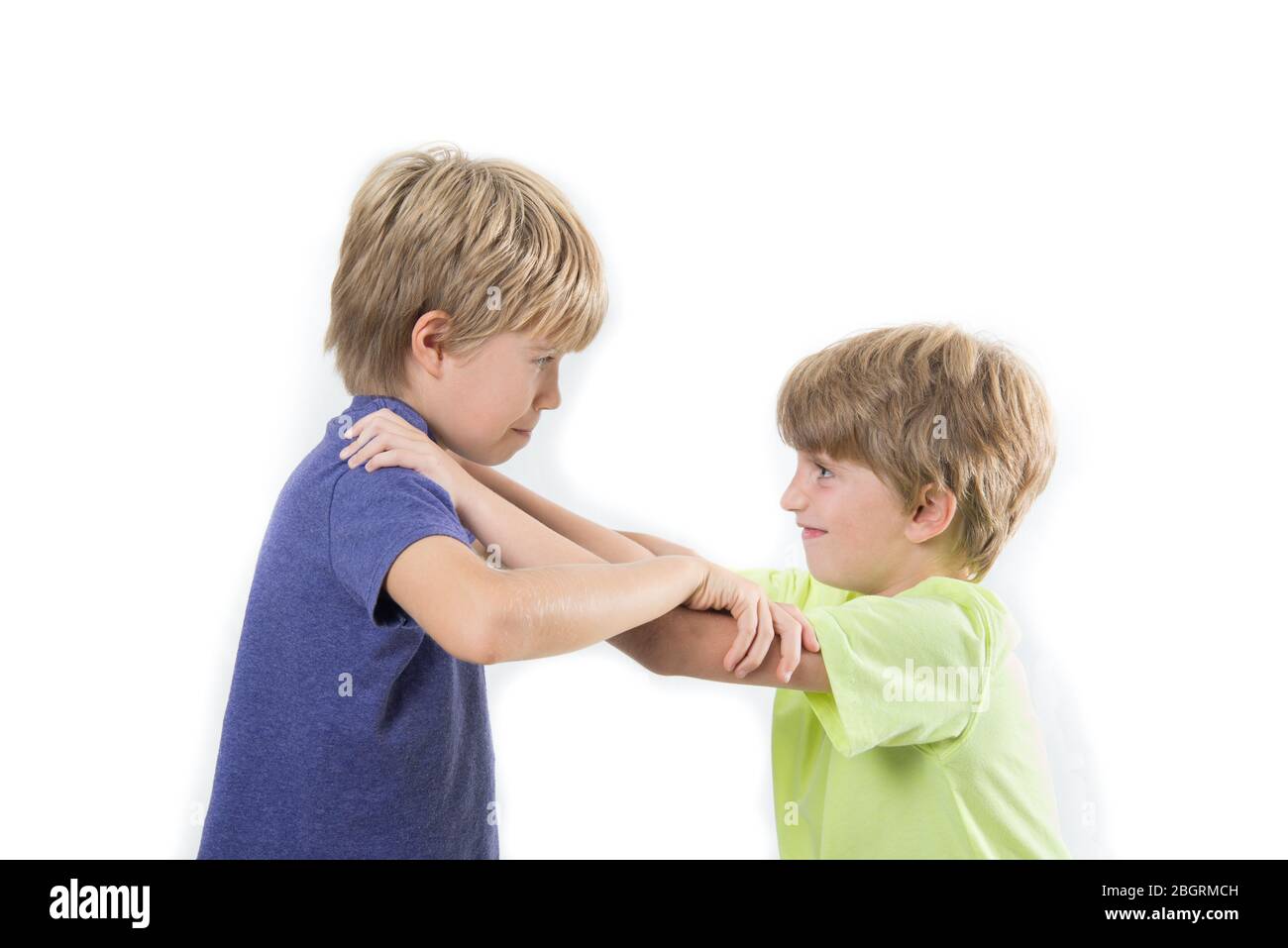 fight fighting boys Stock Photo - Alamy