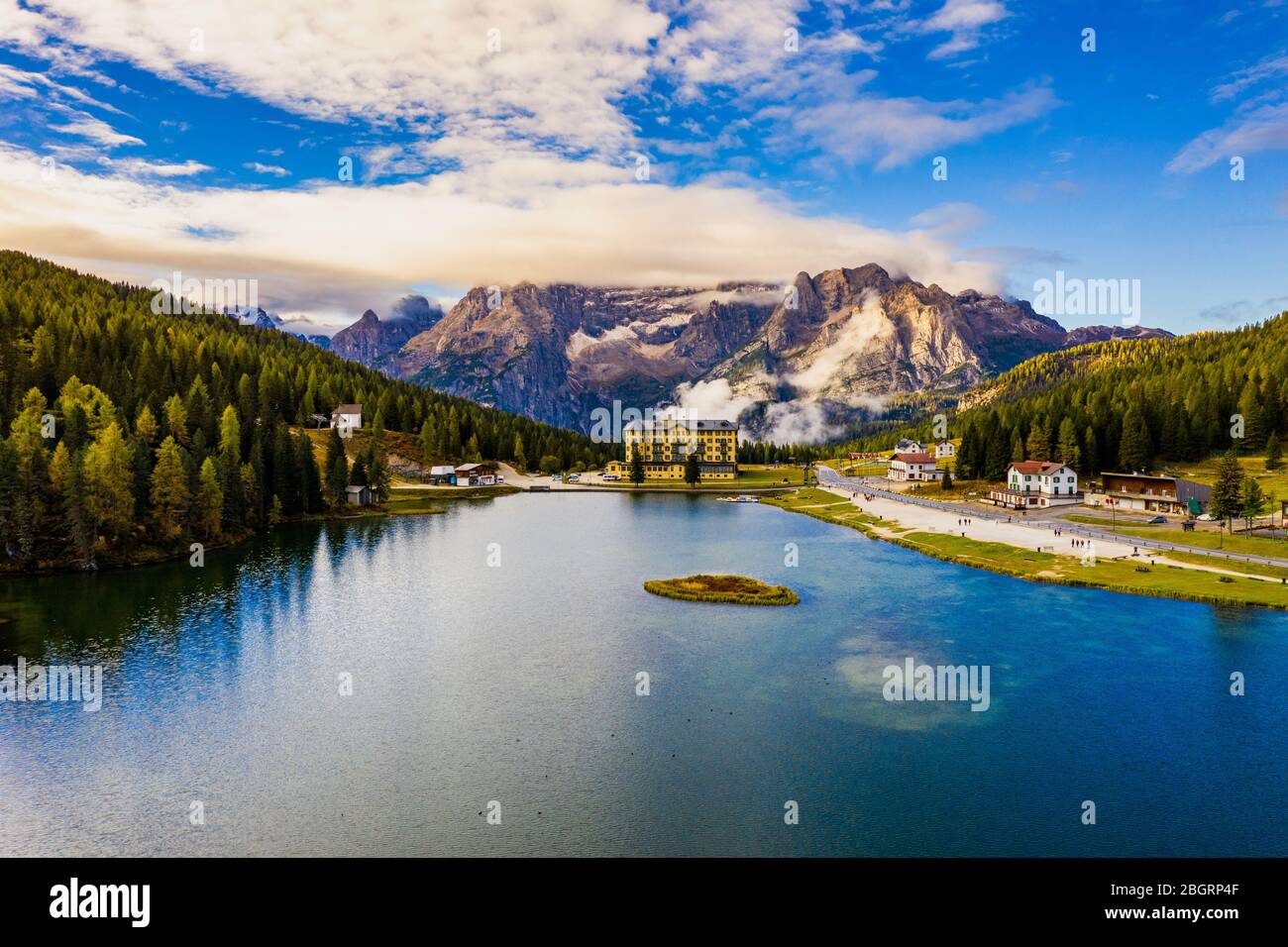 Lake Misurina Or Lago Di Misurina Italy Misurina Lake With Perfect Sky 