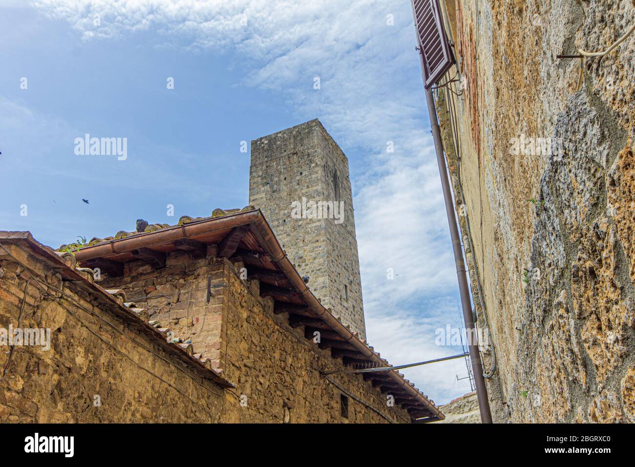 The view from the medieval tower villages of San Gimignano in Italian ...