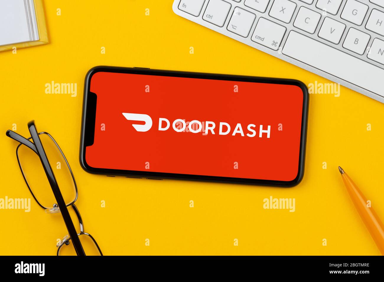 Doordash Logo Images – Browse 269 Stock Photos, Vectors, and Video