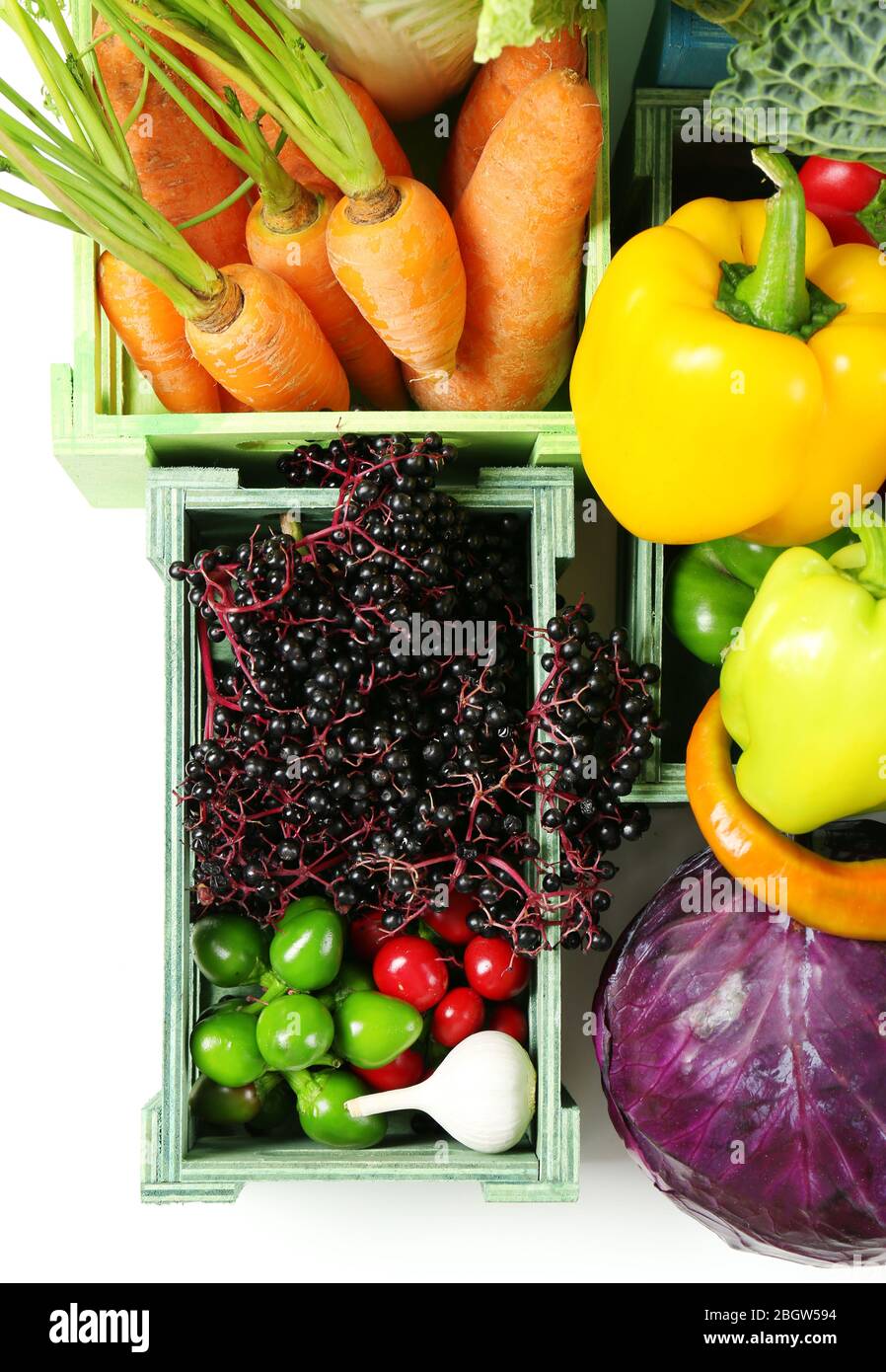 Fresh organic vegetables in wooden boxes, close up Stock Photo - Alamy