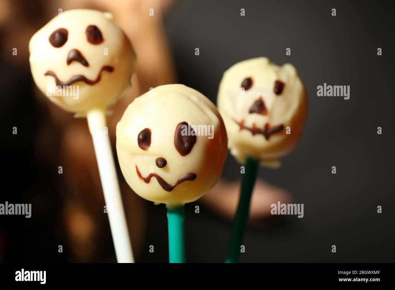 Funny cake pops hires stock photography and images Alamy