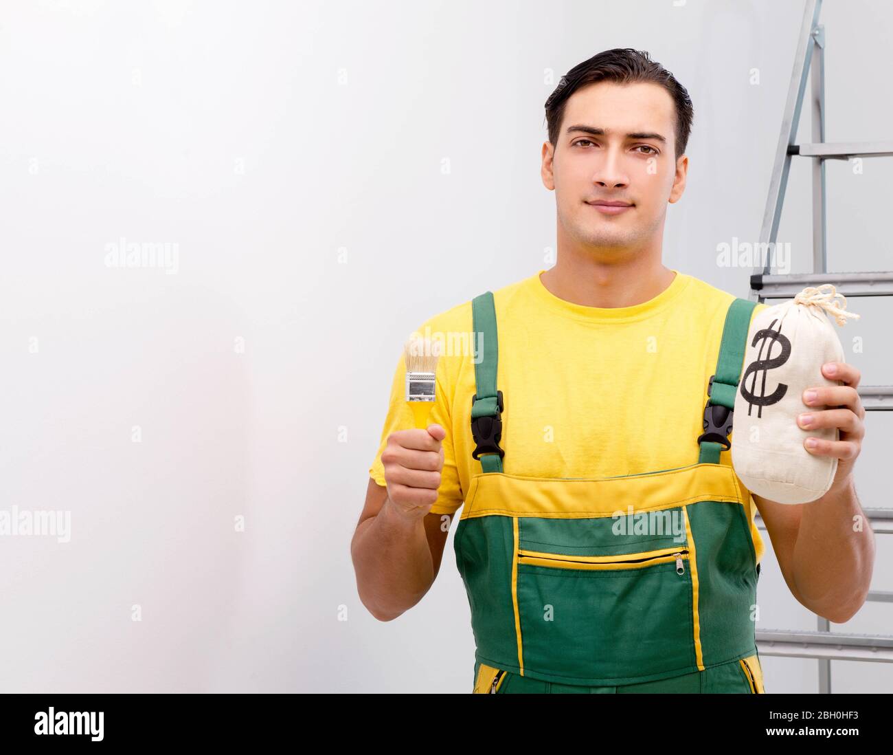 The construction worker working at the site Stock Photo - Alamy