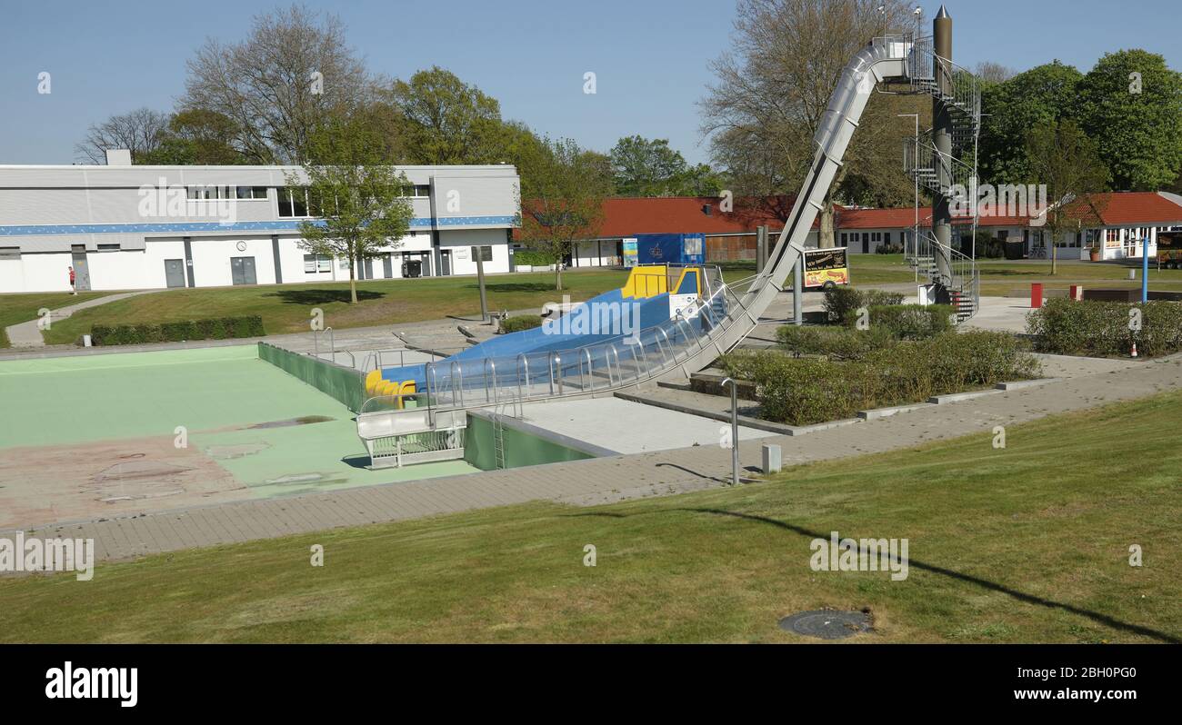 Bremen, Deutschland. 22nd Apr, 2020. firo 22.04.2020 The