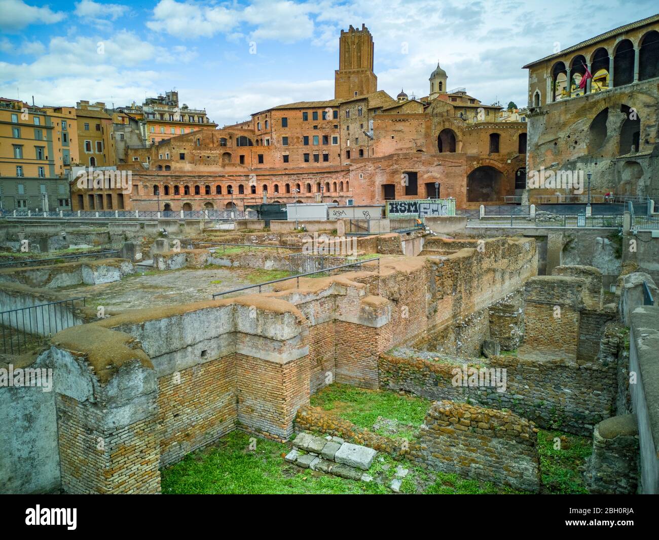 Small Public Square Rome Famous Squares Of Rome High Resolution Stock Photography and Images - Alamy