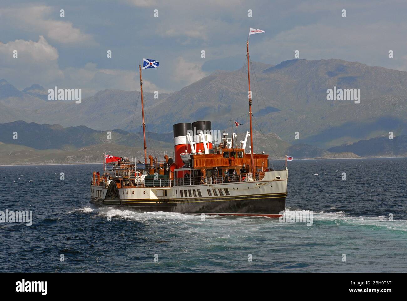 Paddle Steamer WAVERLEY going astern from ARMADALE, ISLE OF SKYE on a short afternoon cruise to INVERIE, KNOYDART, SCOTLAND Stock Photo