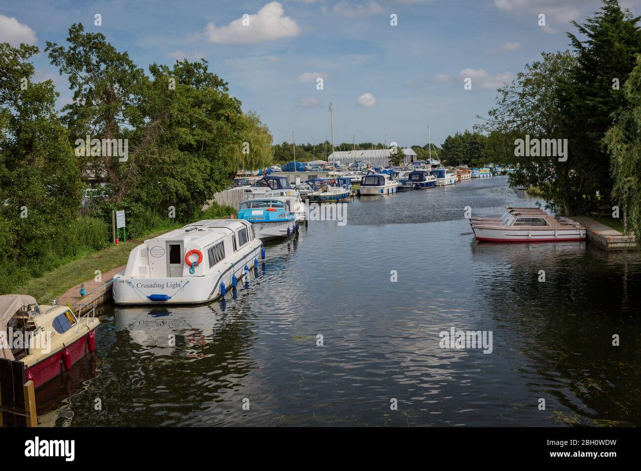 Norfolk Broads river scene Stock Photo Alamy