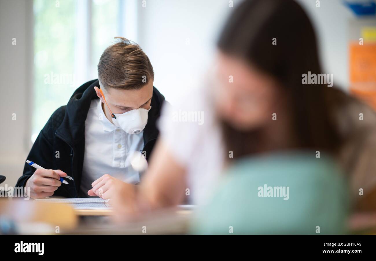 Page 2 School Abitur Exam High Resolution Stock Photography And Images Alamy
