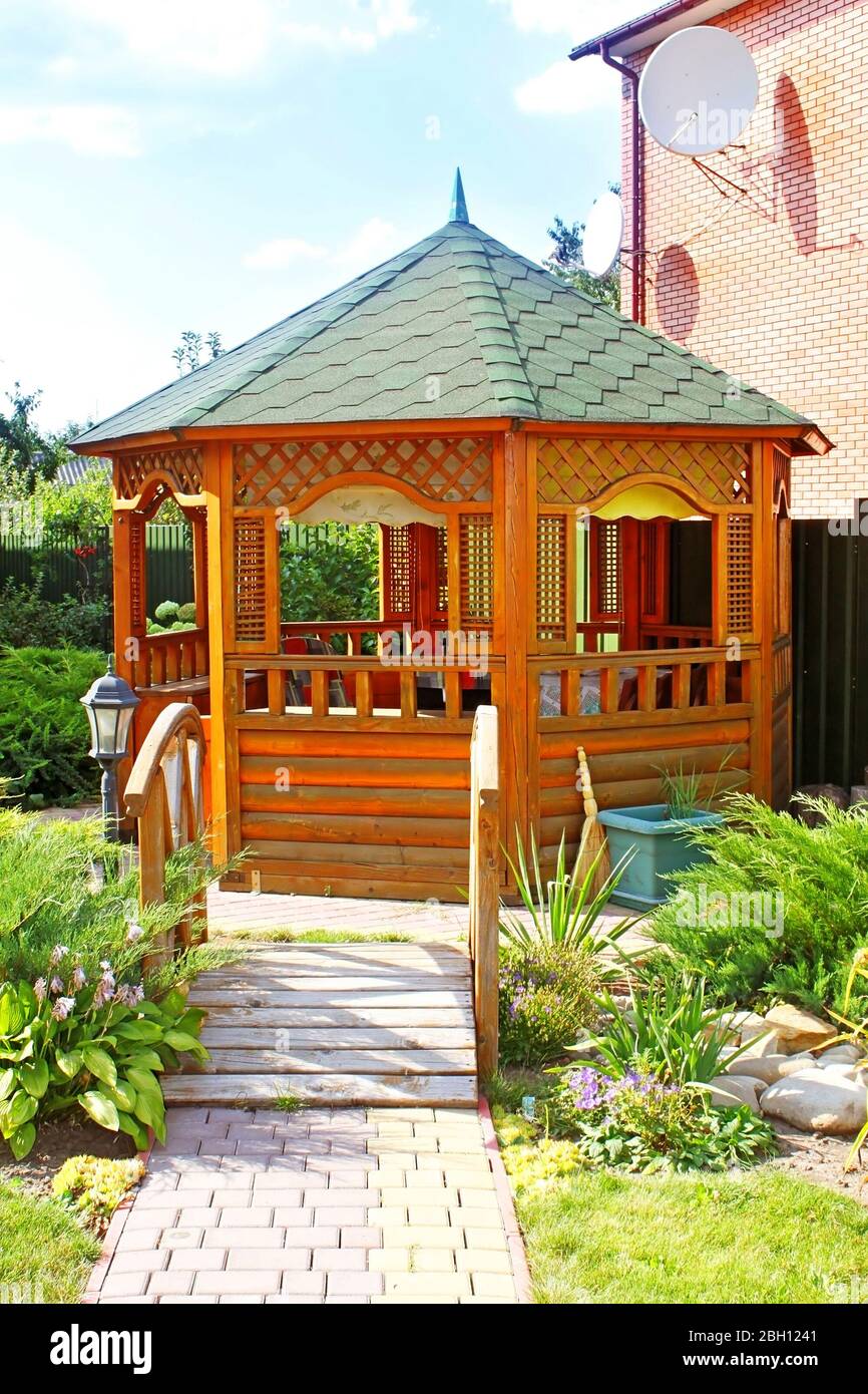 Gazebo in the park Stock Photo - Alamy