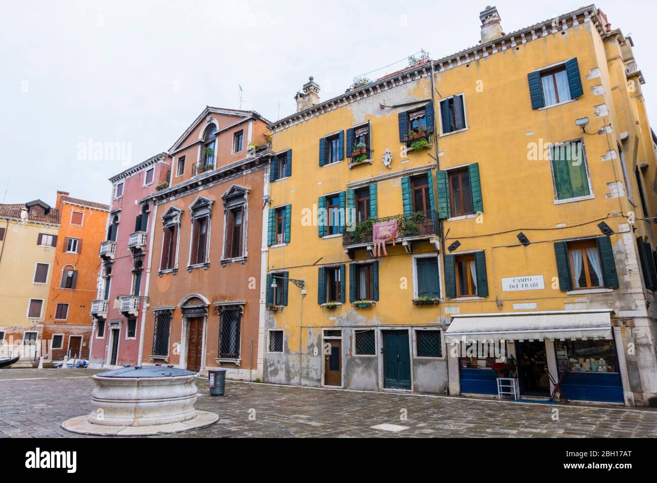Campo dei Frari, San Polo district, Venice, Italy Stock Photo