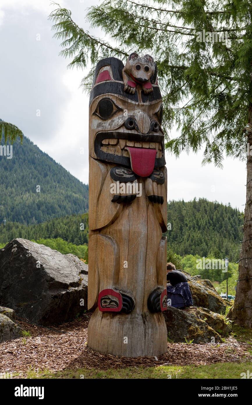 Totem pole in ketchikan alaska hi-res stock photography and images - Alamy