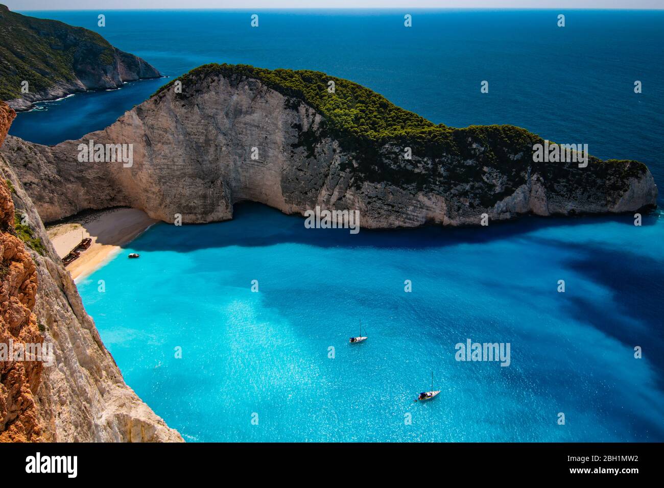 Zakynthos greece wreck beach hi-res stock photography and images - Alamy
