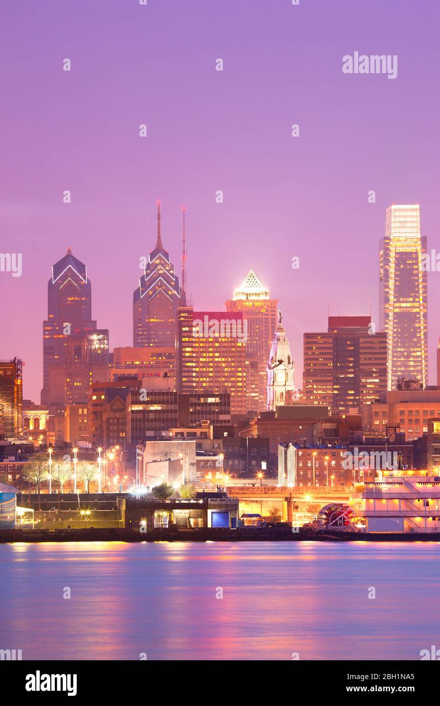 Skyline of downtown Philadelphia, Pennsylvania, United States Stock Photo Alamy
