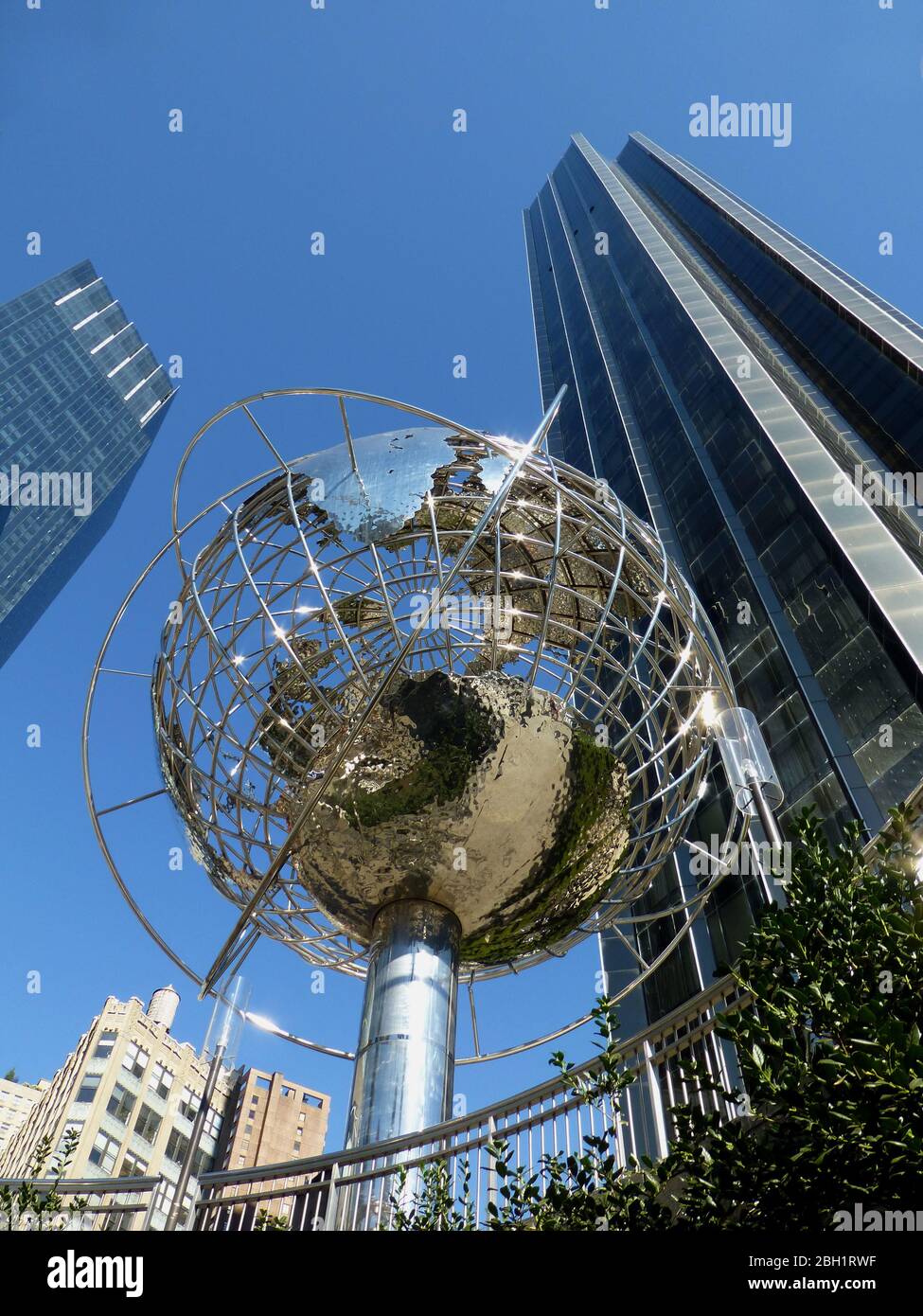 World globe at Time Warner Center, Columbus Circle, Manhattan, New York ...