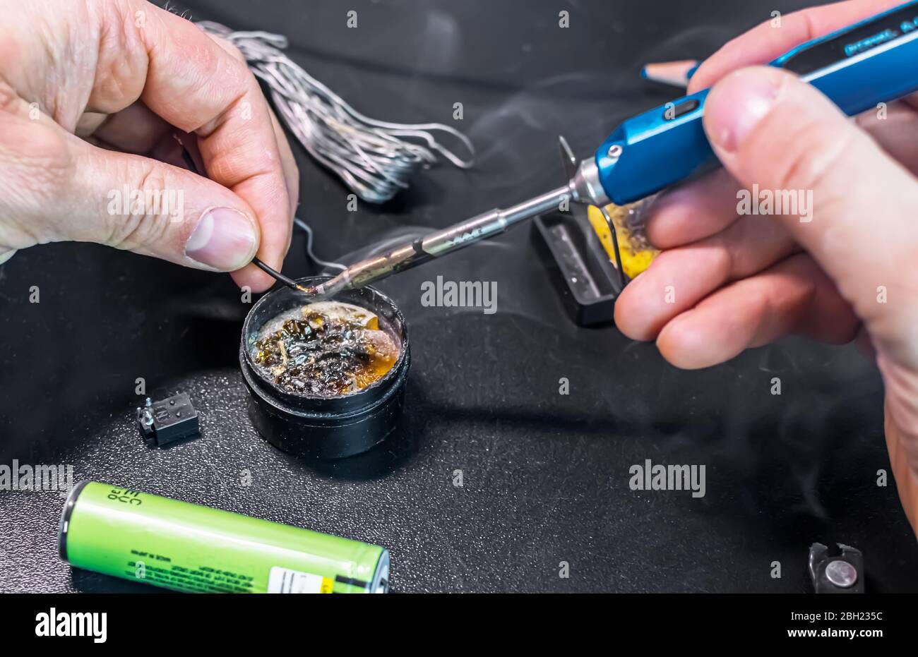 tobacco that smells like weed What Does Weed Smell Like? | Purpose