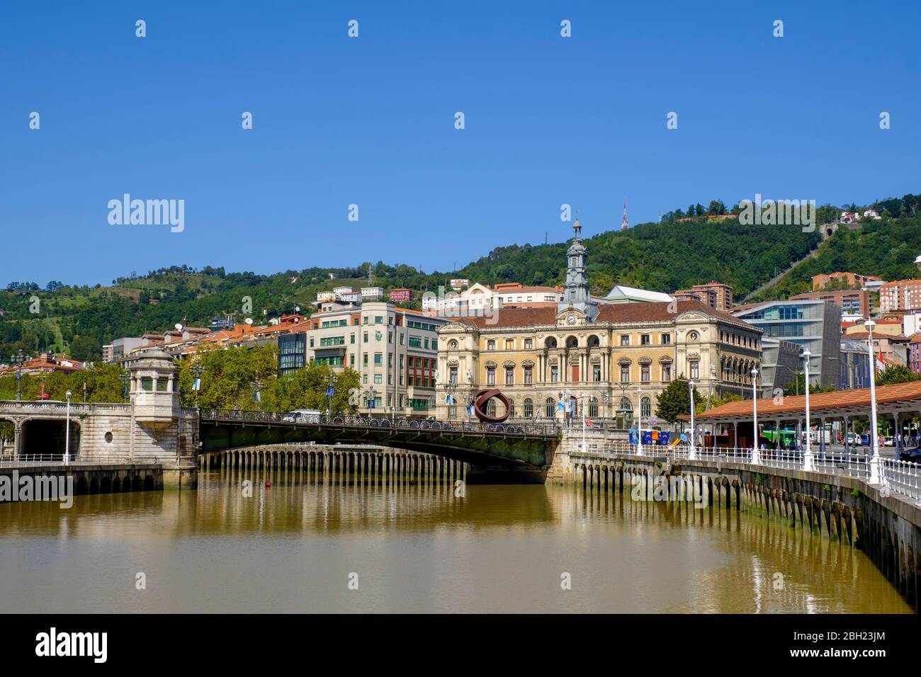 Clear Blue Sky Over Arch Bridge Across Nervion River Canal Hi res Stock 