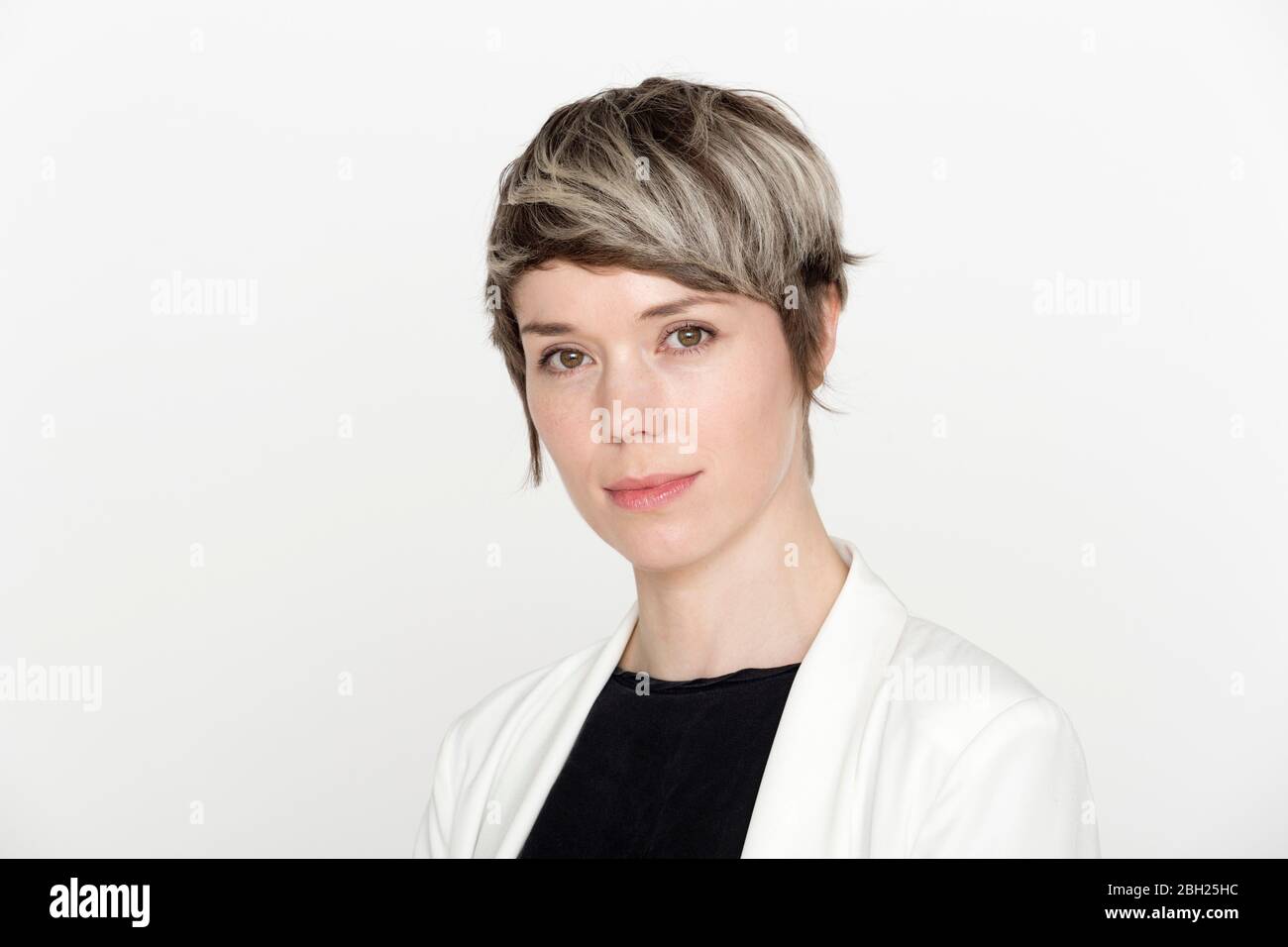 Dyed short hair hi-res stock photography and images - Alamy