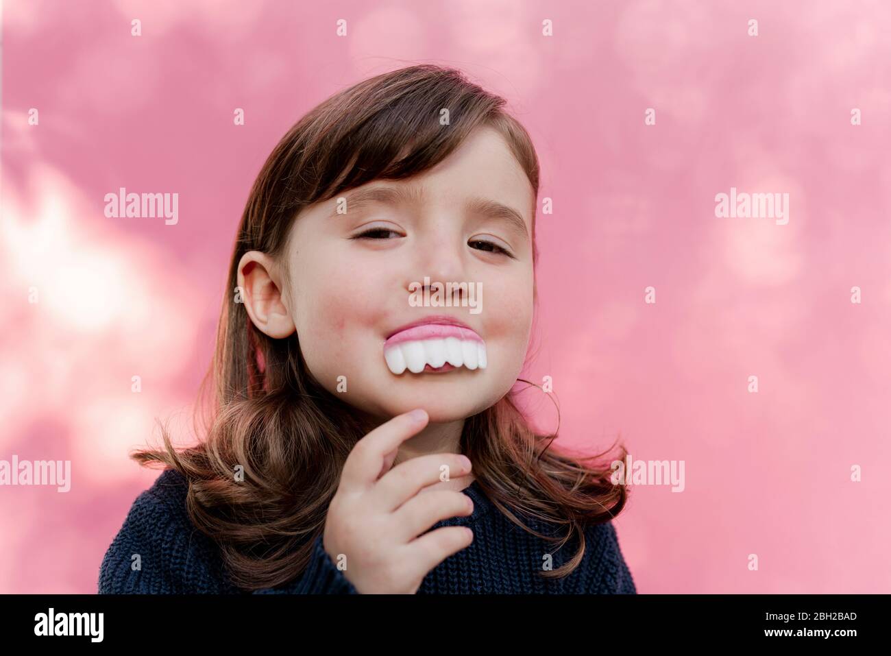False teeth funny hi-res stock photography and images - Alamy False teeth funny hi-res stock photography and images - Alamy
