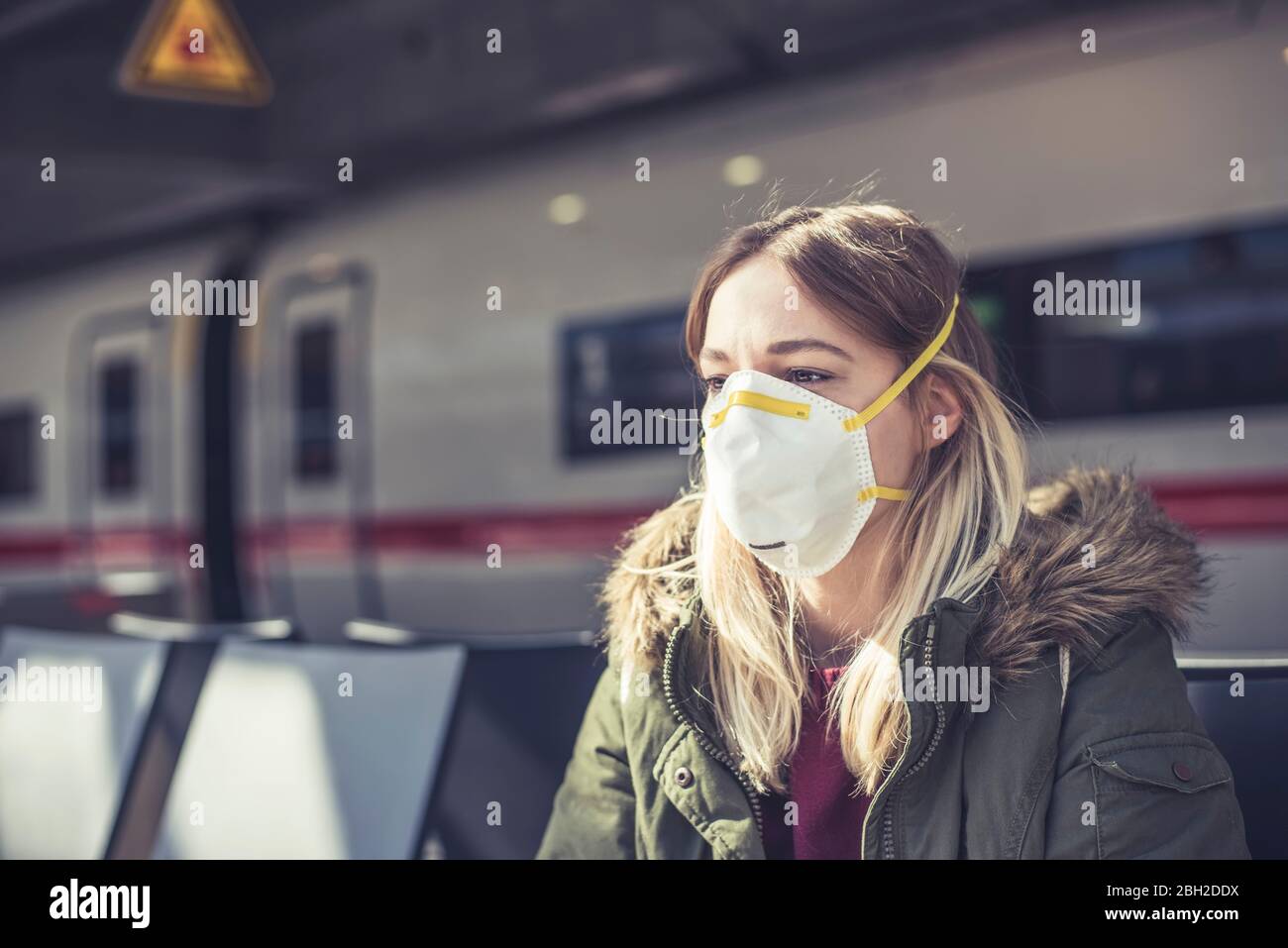 Particulate respirator mask hi-res stock photography and images - Alamy