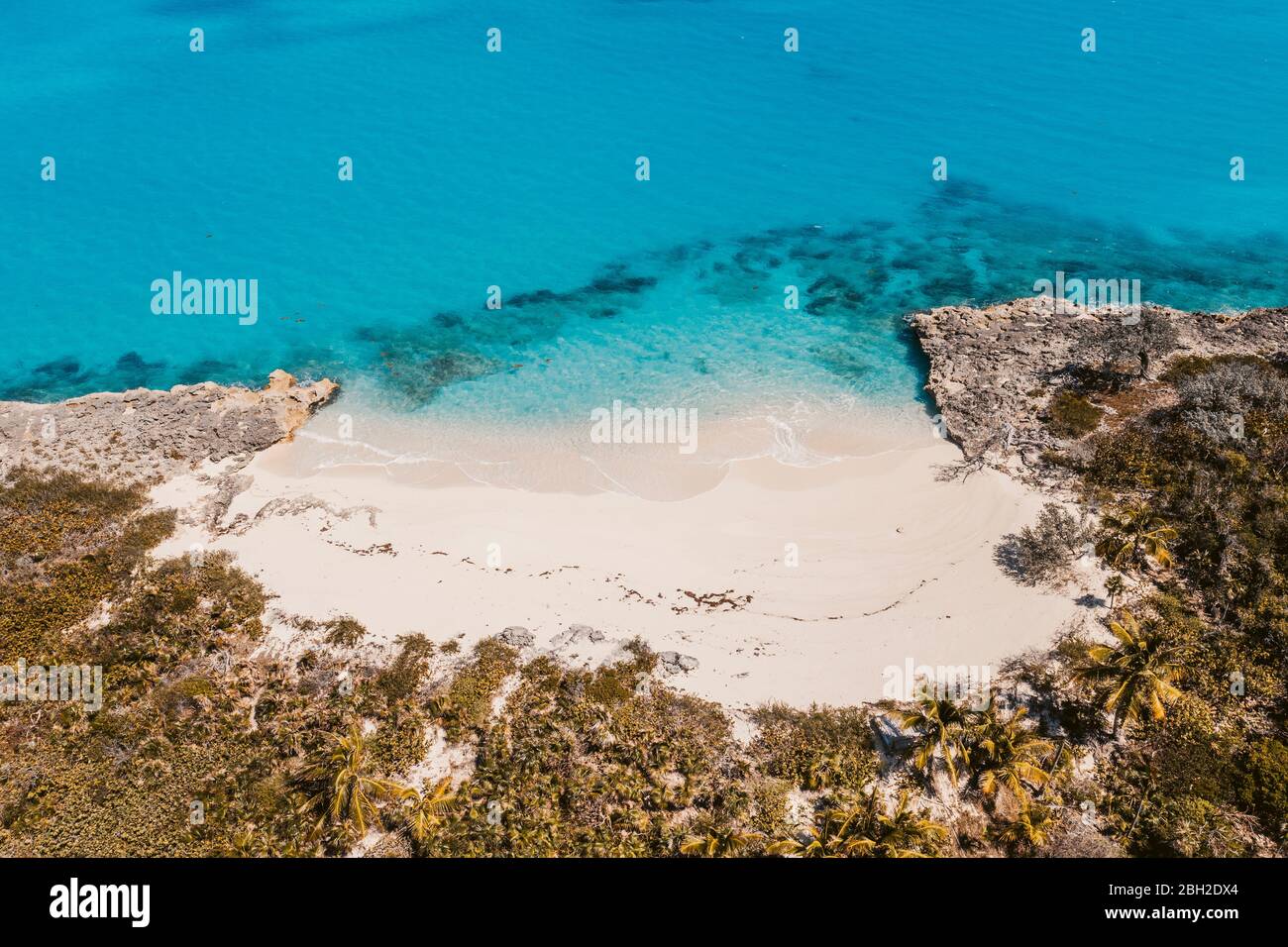 Caribbean, Bahamas, Exuma, Drone view of Pretty Molly Beach Stock Photo