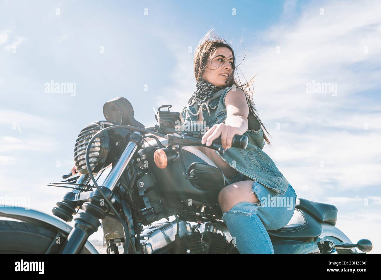 Where To Sleep When Riding Motorcycle Cross Country / Two Strangers Meet By Chance On Their Epic Bike Ride Journeys - Where should you sleep when riding a motorcycle cross country?