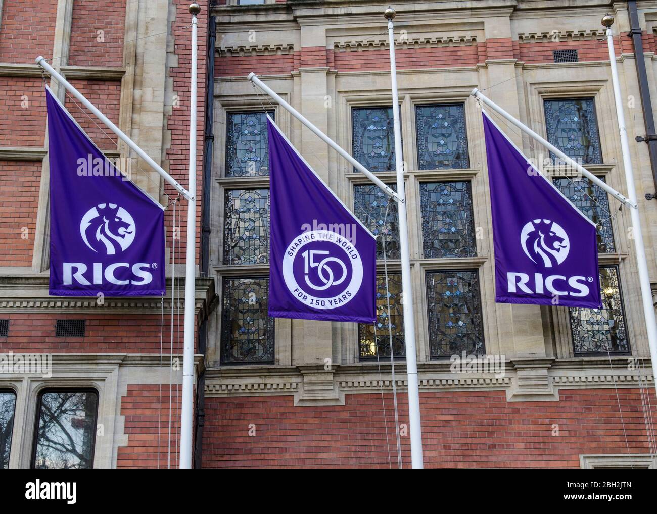 London- Royal Institution of Chartered Surveyors hq. Stock Photo