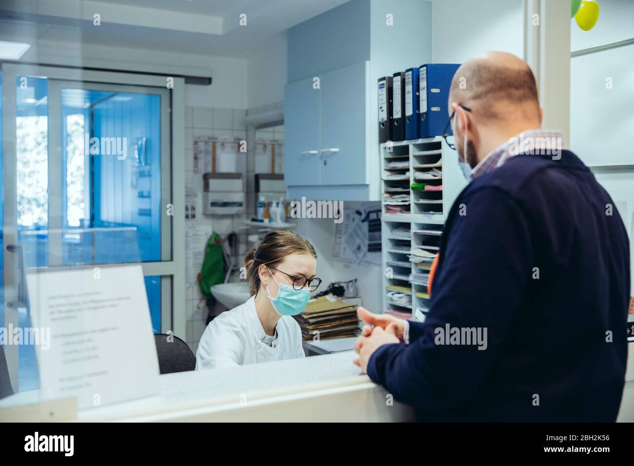 Hospital Reception Desk High Resolution Stock Photography and Images