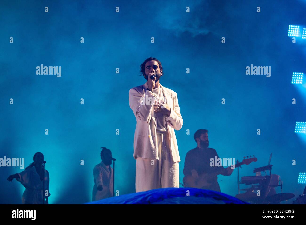 Marco mengoni concert hi-res stock photography and images - Page 6 - Alamy