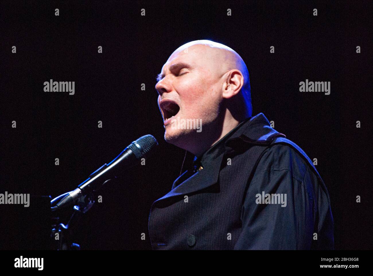Billy Corgan Smashing Pumpkins During Billy Corgan European Solo Tour Corte Mole Vanvitelliana Ancona Italy 30 Jun 2019 Stock Photo Alamy