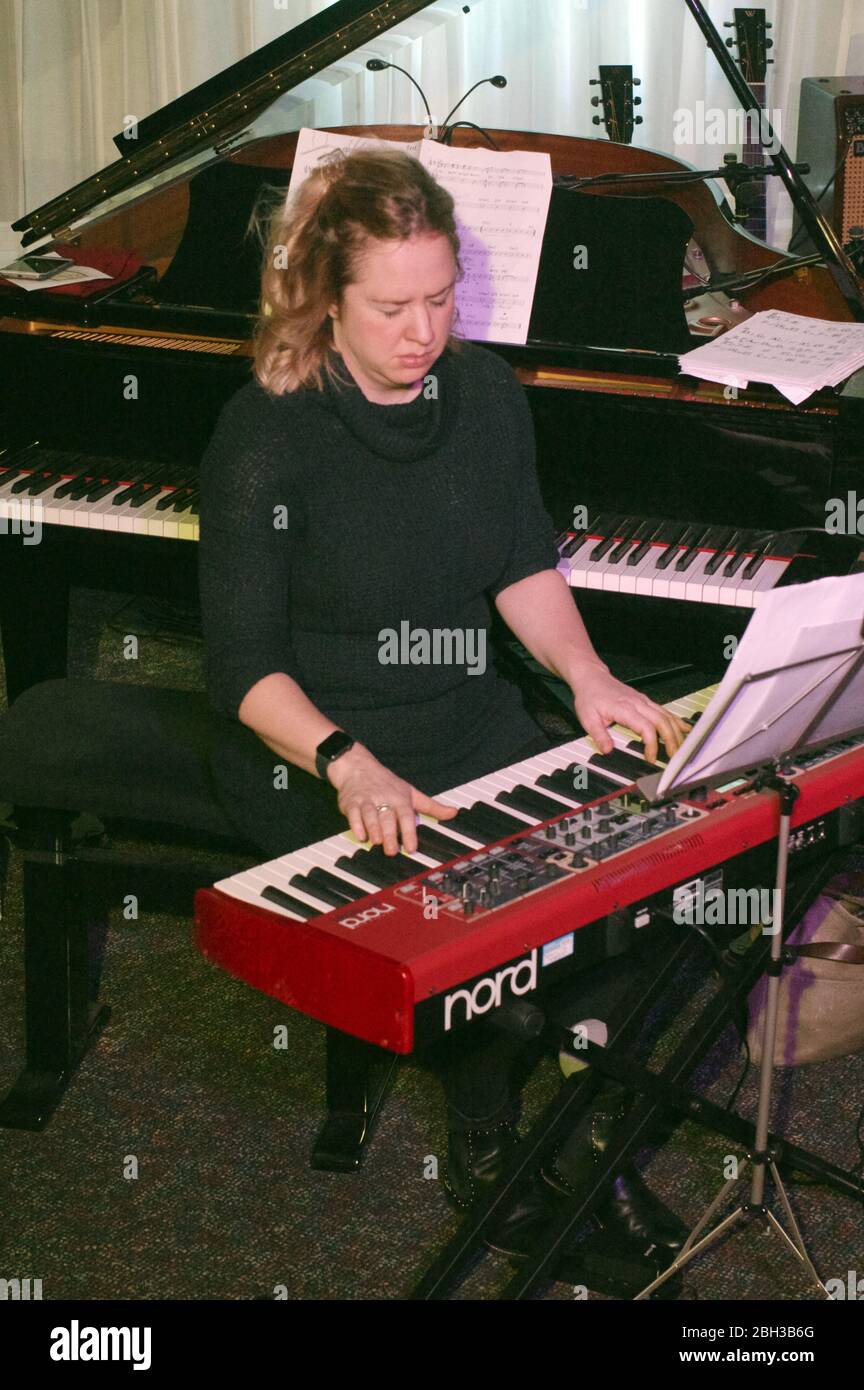 Rebecca Nash, Sara Colman Band, Watermill Jazz Club, Dorking, Surrey