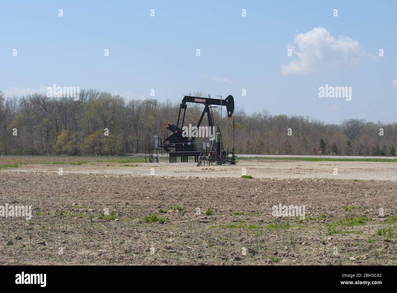 Oil well pump jack hires stock photography and images Alamy