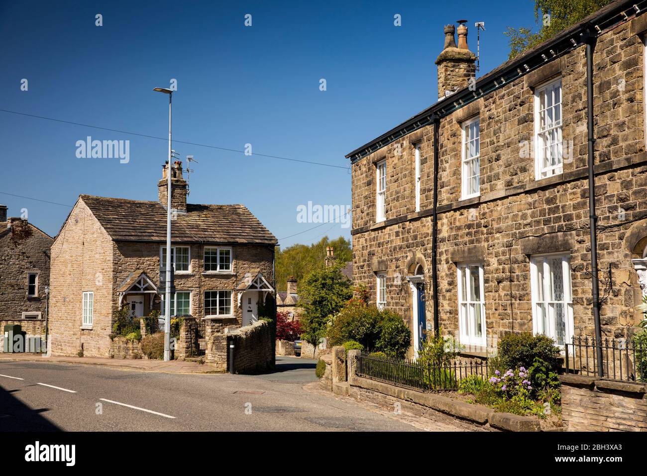 UK, England, Cheshire, Bollington, Palmerston Street, houses at