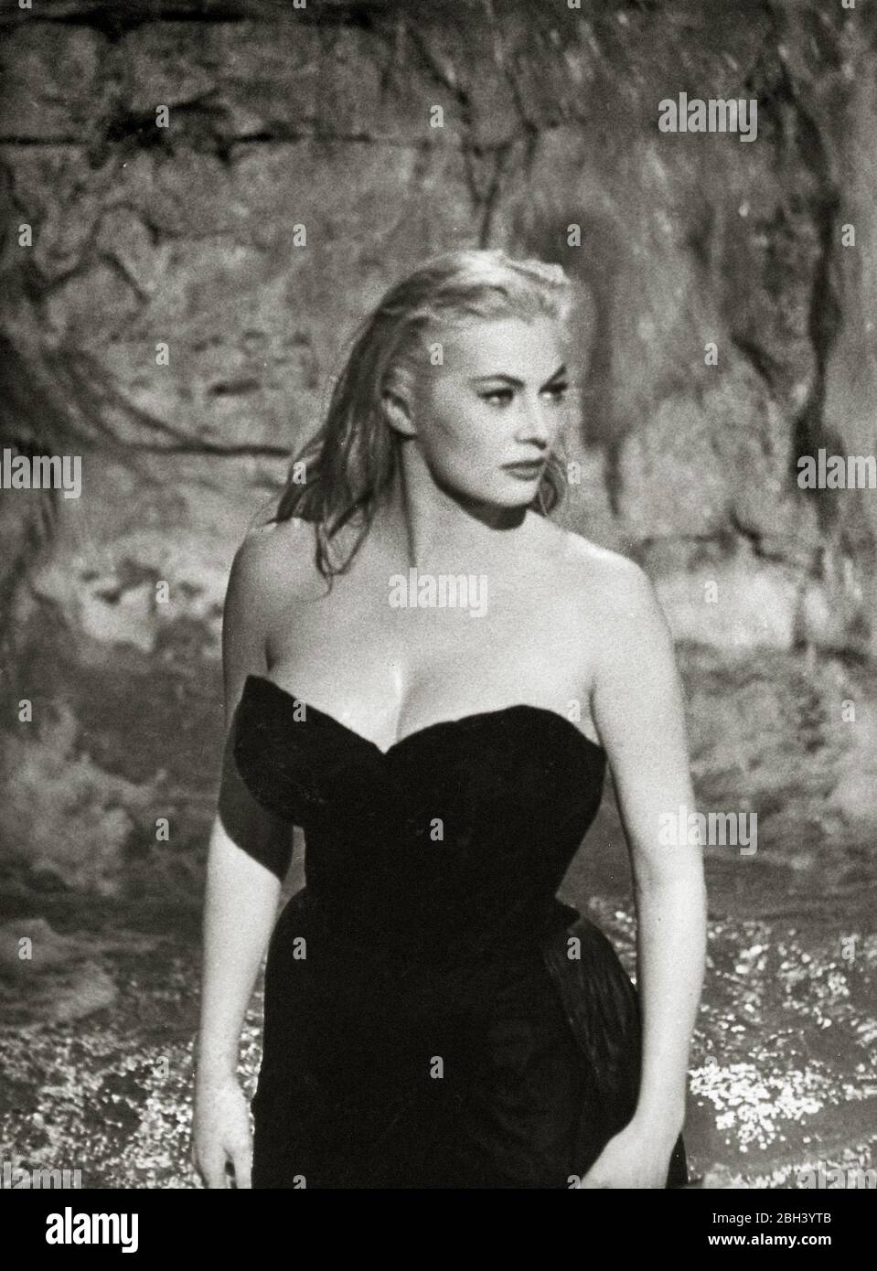 Anita ekberg la dolce hi-res stock photography and images - Page 2 - Alamy
