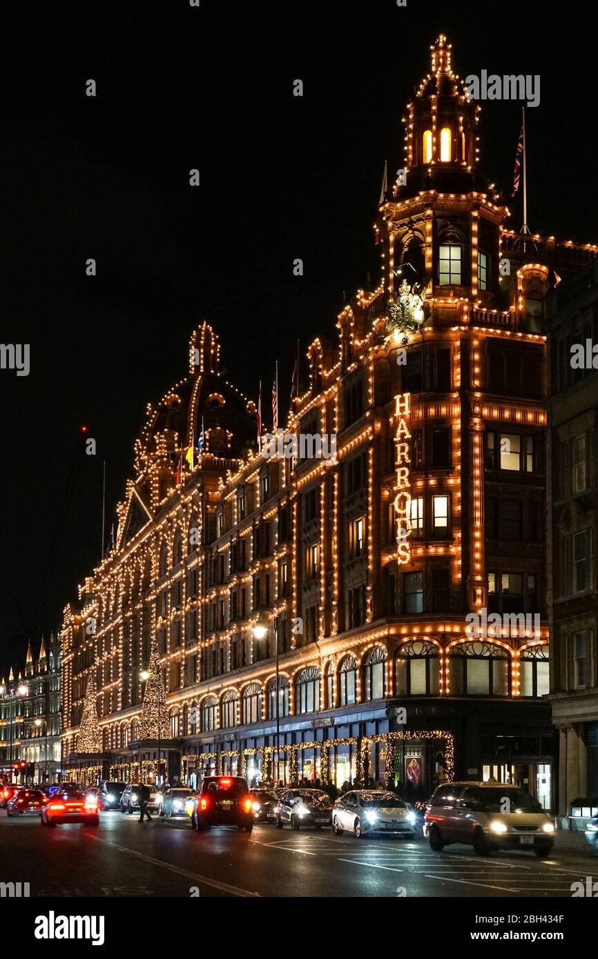 Harrods shop front hires stock photography and images Alamy