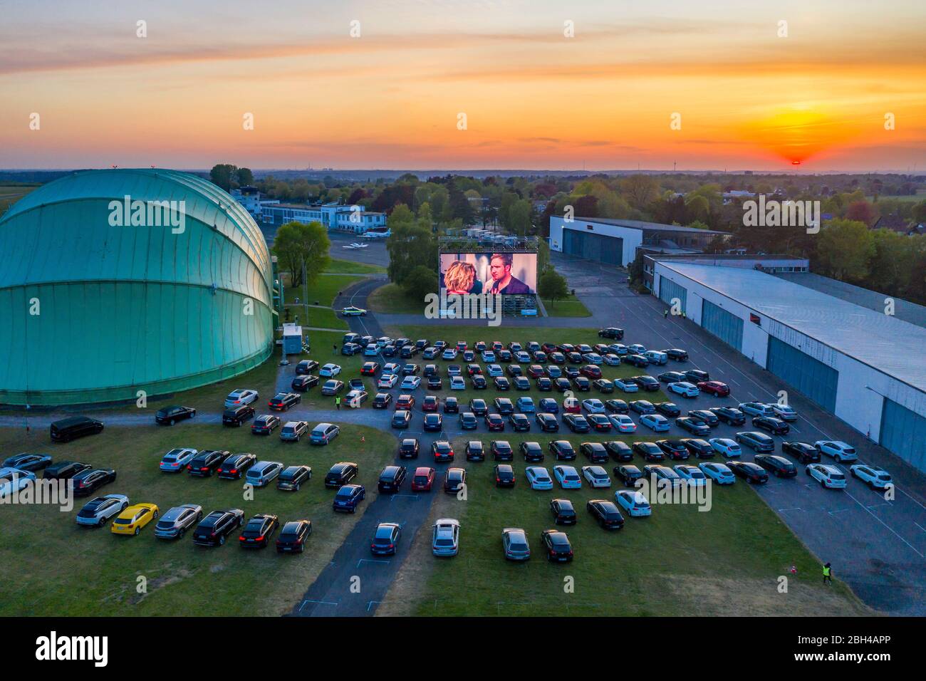 Drivein cinema at Essen/MŸlheim Airport "Motor Movies", temporary film screening, at the WDL