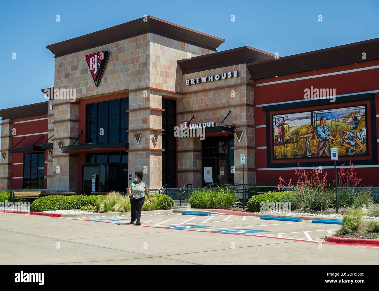 clarks outlet round rock