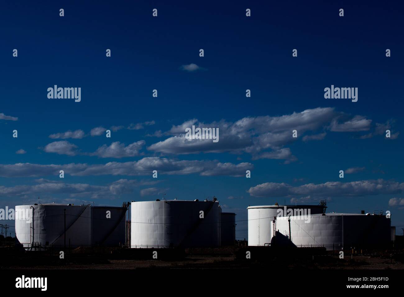 Artesia, New Mexico, USA. 23rd Apr, 2020. A view of the Navajo Refinery within the Permian Basin in Artesia, New Mexico. Credit: Joel Angel Juarez/ZUMA Wire/Alamy Live News Stock Photo