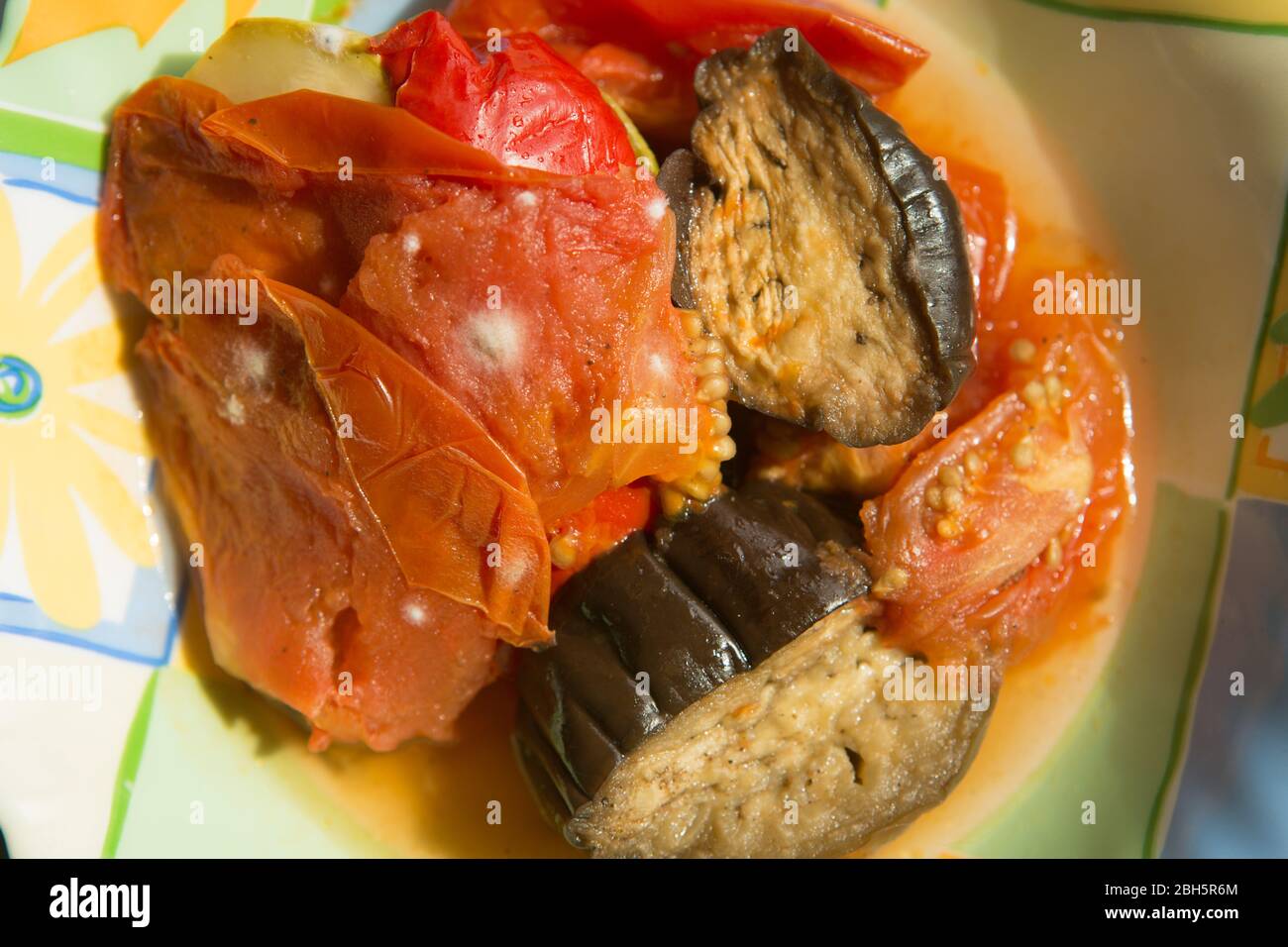 Disgusting mold on food hi-res stock photography and images - Alamy