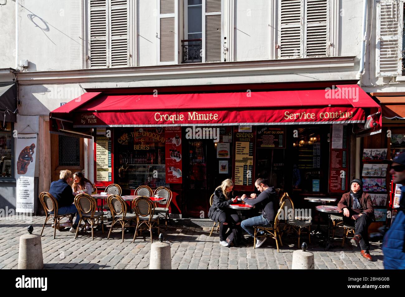 Cafe Bar, Montmartre, Paris, France on a sunny February day Stock Photo