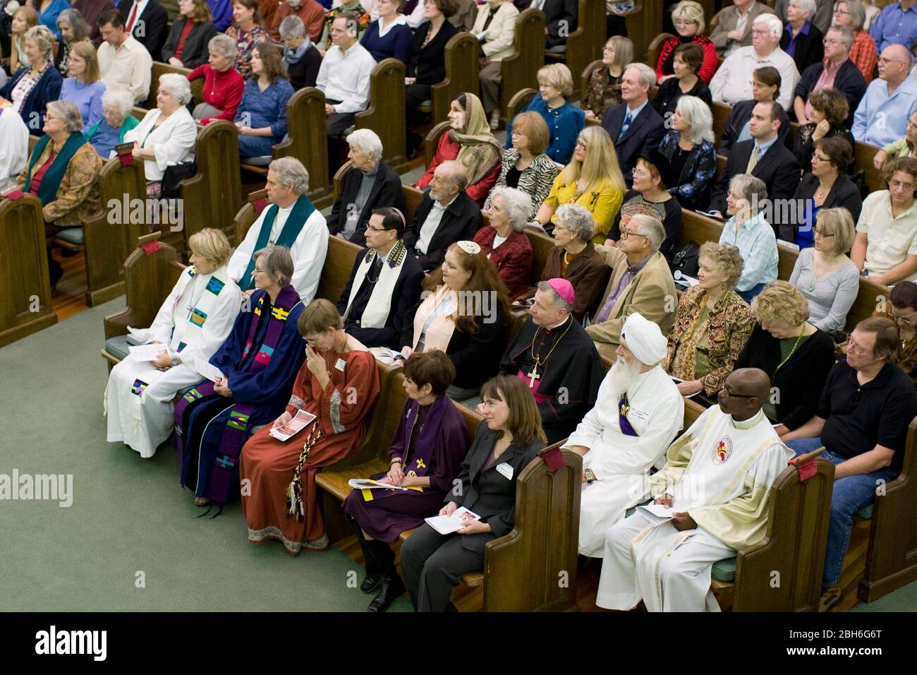 Austin, Texas USA, November 23, 2008. Austin Area Interreligious Ministries' (AAIM) 24th annual Interfaith Thanksgiving celebration showing  diversity in the celebrants attending the service.  ©Bob Daemmrich Stock Photo